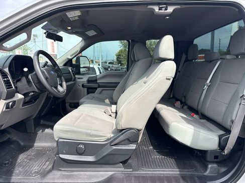 Used 2018 Ford F250 XL w/ Power Equipment Group AWD/4WD image 20
