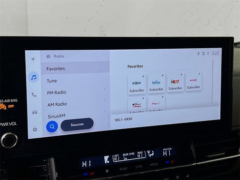 Certified 2025 Toyota Sienna Platinum image 14