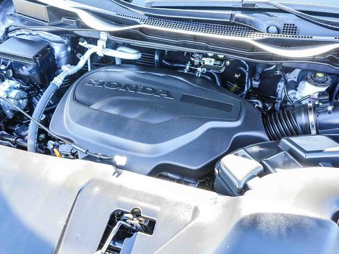 Certified 2025 Honda Odyssey EX-L image 27