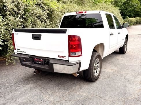 Used 2010 GMC Sierra 1500 SL RWD image 3