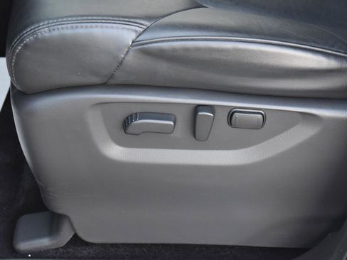 Used 2024 Nissan Armada SV image 26