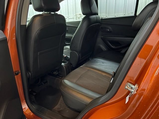 Used 2016 Chevrolet Trax LT w/ LT Sun and Sound Package AWD/4WD image 15