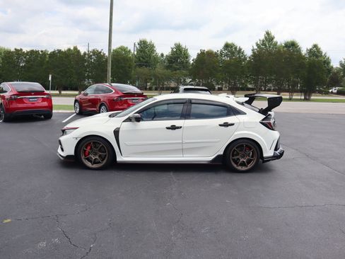Used 2018 Honda Civic Type R image 7