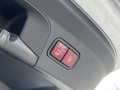 Used 2025 Mercedes-Benz GLE 53 AMG GLE 53 AMG image 23