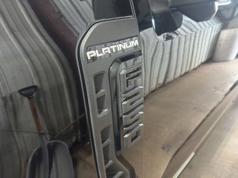 Used 2026 Ford F250 Platinum AWD/4WD image 31