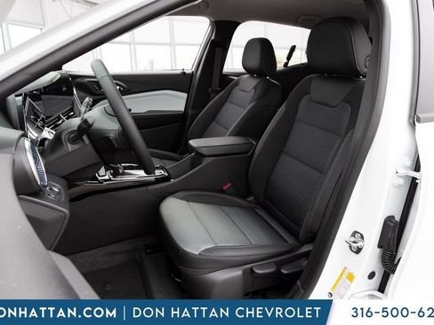 New 2026 Chevrolet Trax LT w/ Driver Confidence Package FWD image 13