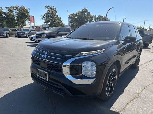 Used 2022 Mitsubishi Outlander ES AWD/4WD image 1
