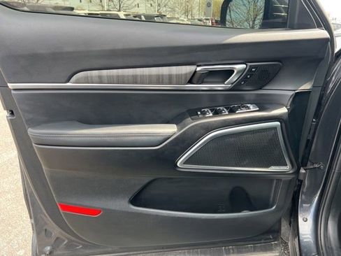 Used 2024 Kia Telluride SX image 28