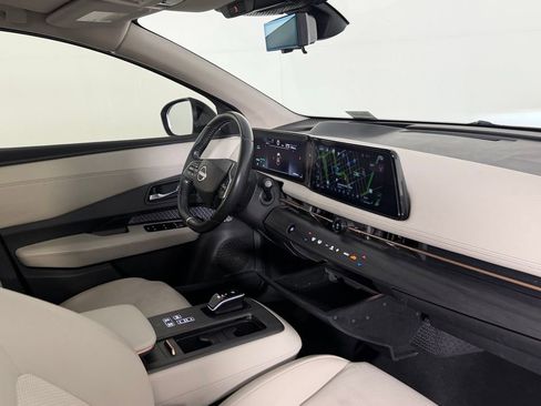 Used 2024 Nissan Ariya FWD image 31