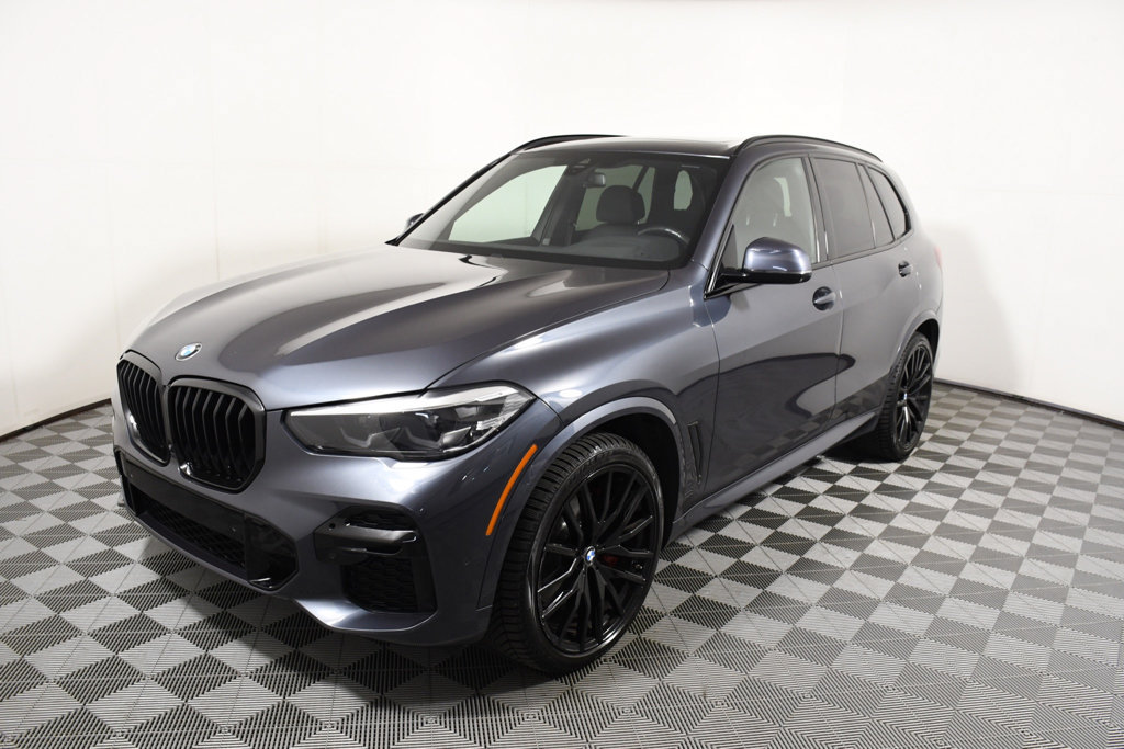 Used 2022 BMW X5 xDrive40i w/ M Sport Package AWD/4WD image 1