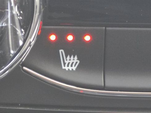 New 2026 Chevrolet Trax LT w/ Sunroof Package image 10