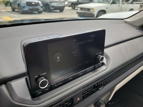 Certified 2023 Honda Accord LX image 24