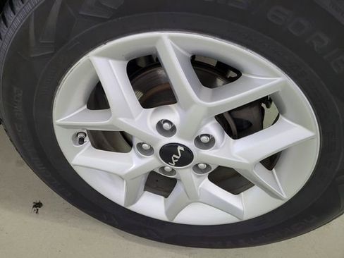 Used 2023 Kia Soul LX w/ LX Technology Package image 20