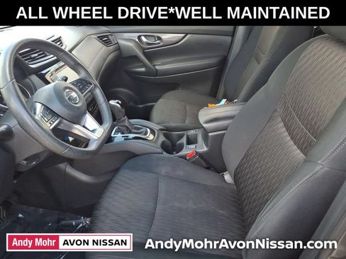 Used 2019 Nissan Rogue S w/ Special Edition Package AWD/4WD image 17