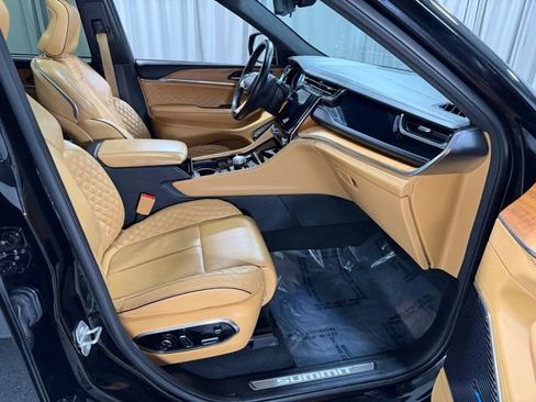 Used 2022 Jeep Grand Cherokee L Summit image 7