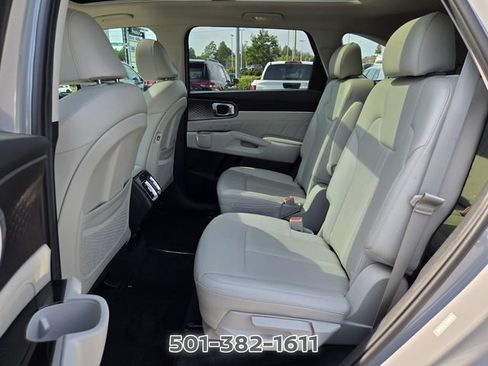 Used 2023 Kia Sorento SX FWD image 12