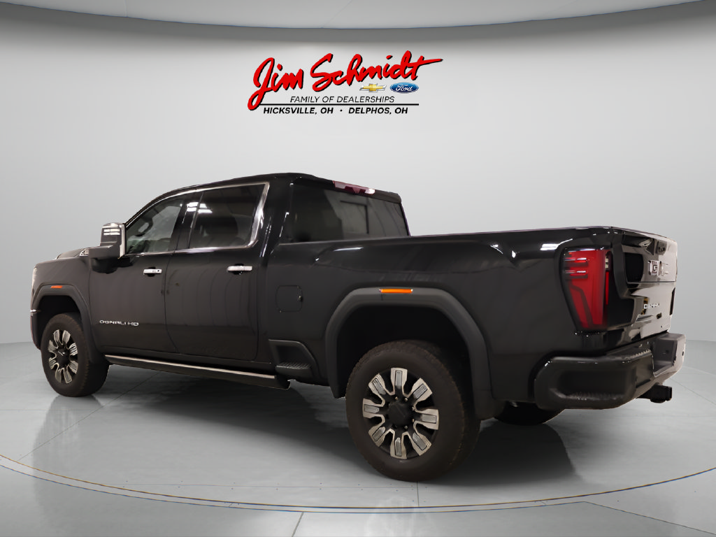 Used 2024 GMC Sierra 2500 Denali w/ Denali Reserve Package AWD/4WD image 4