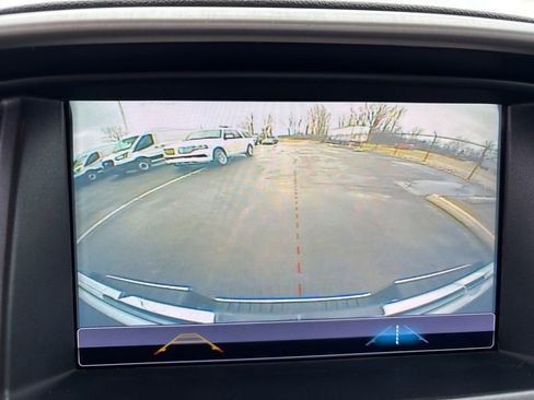 Used 2018 GMC Canyon SLT image 23