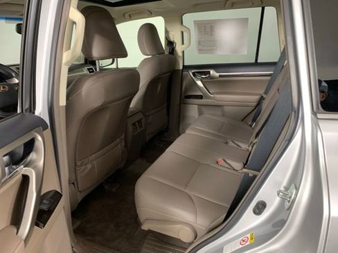 Used 2016 Lexus GX 460 w/ Navigation Package AWD/4WD image 23