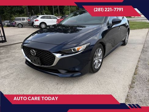 Used 2020 MAZDA MAZDA3 Sedan FWD image 1