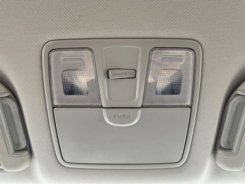 Used 2016 Hyundai Elantra GT image 21