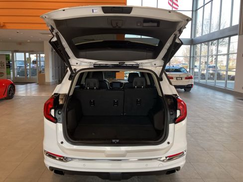 Used 2019 GMC Terrain Denali w/ Driver Alert Package II image 32