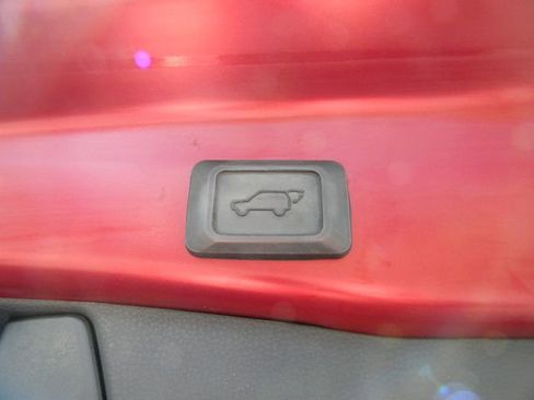 Used 2022 Toyota RAV4 Limited w/ Limited Grade Weather Package AWD/4WD image 24