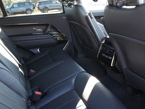 Certified 2025 Land Rover Range Rover Sport AWD/4WD image 20