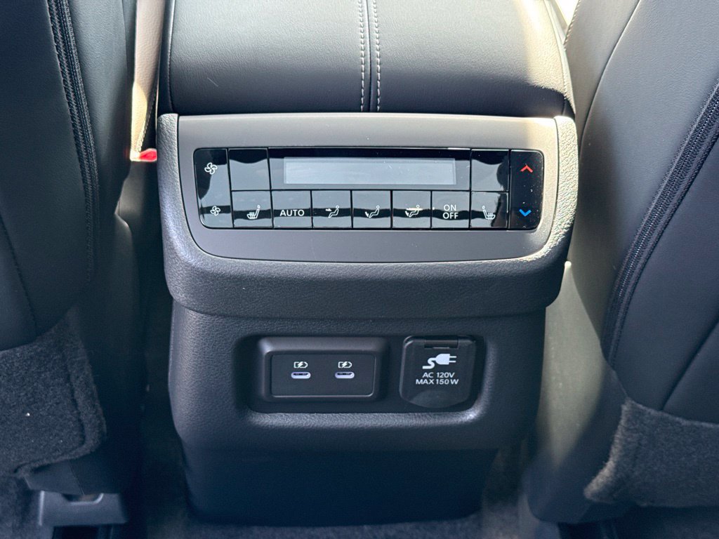 New 2026 Nissan Pathfinder Platinum AWD/4WD image 27