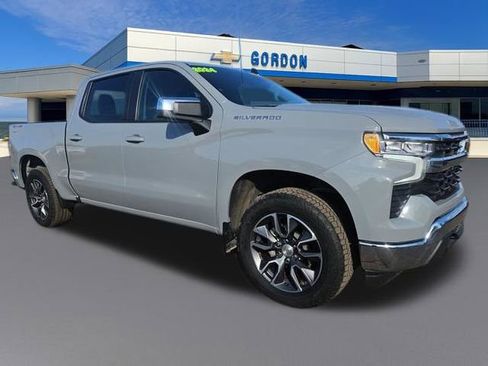 Used 2024 Chevrolet Silverado 1500 LT image 8
