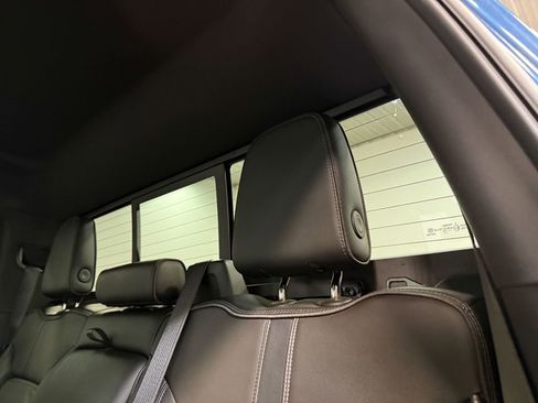Used 2019 Chevrolet Silverado 1500 High Country AWD/4WD image 52