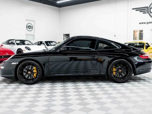Used 2005 Porsche 911 Carrera S RWD image 12