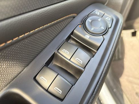 Used 2021 Chevrolet Traverse Premier w/ Redline Edition image 15