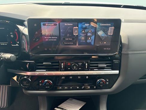 New 2026 Nissan Pathfinder Platinum FWD image 14