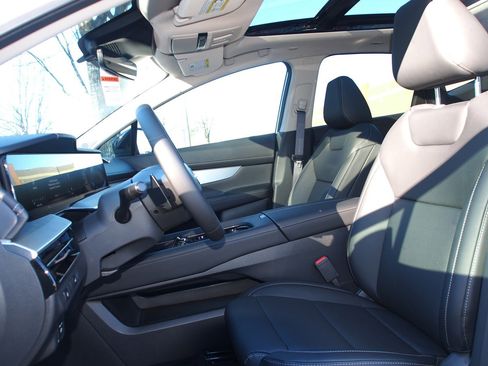 New 2026 Nissan Murano SL image 16