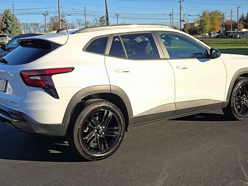New 2025 Chevrolet Trax ACTIV w/ Sunroof Package image 4