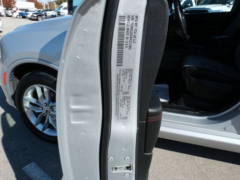 Used 2024 Dodge Durango GT image 39