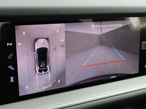 New 2026 Porsche Cayenne image 19