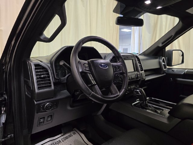 Used 2019 Ford F150 XLT w/ Equipment Group 302A Luxury AWD/4WD image 16