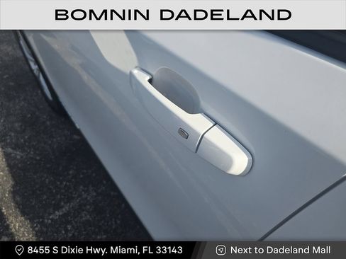 Used 2021 GMC Terrain SLE FWD image 11