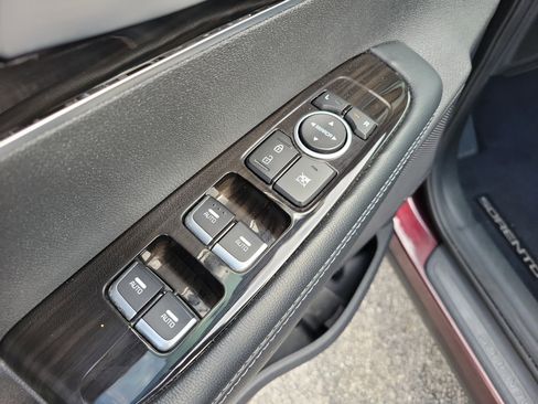 Used 2019 Kia Sorento EX w/ EX Touring Package image 23