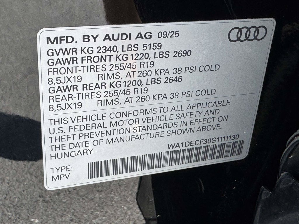 Used 2025 Audi Q3 2.0T Premium AWD/4WD image 29