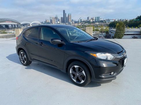 Used 2018 Honda HR-V EX image 26