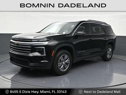 Used 2025 Chevrolet Traverse LT