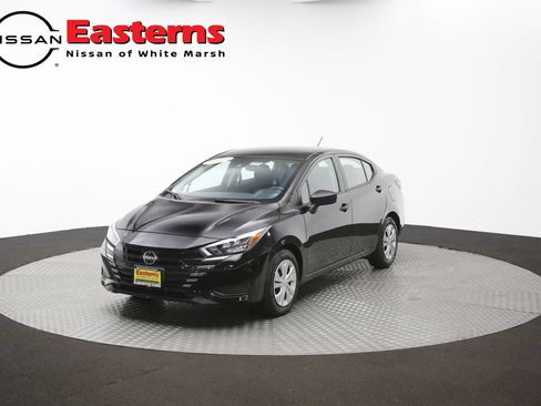 Used 2025 Nissan Versa S FWD image 53