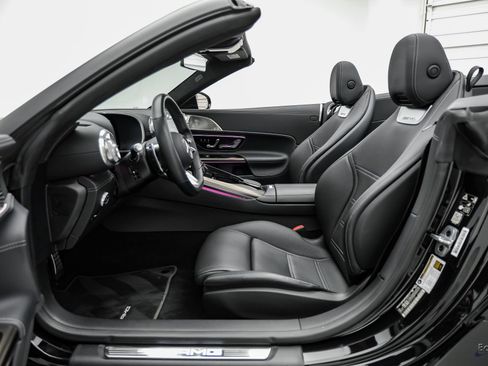 Used 2022 Mercedes-Benz SL 55 AMG 4MATIC image 47