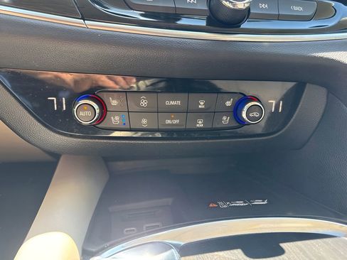 Used 2023 Buick Enclave Premium w/ Experience Buick Package FWD image 24
