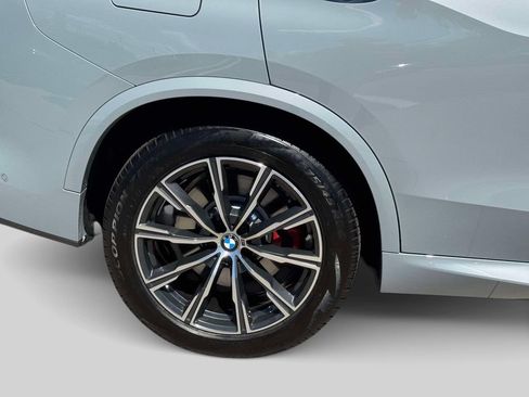 Used 2026 BMW X5 M60i AWD/4WD image 6