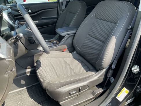 Used 2019 GMC Acadia SLE w/ Driver Alert Package I image 18