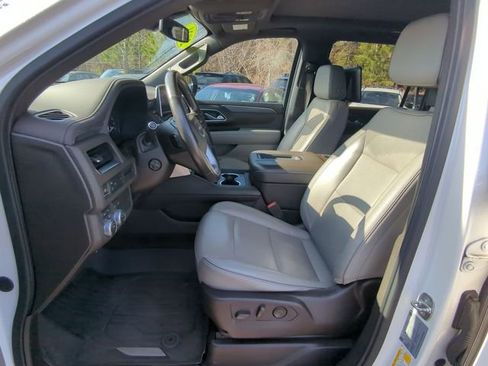 Used 2021 GMC Yukon XL SLT w/ SLT Premium Package image 27